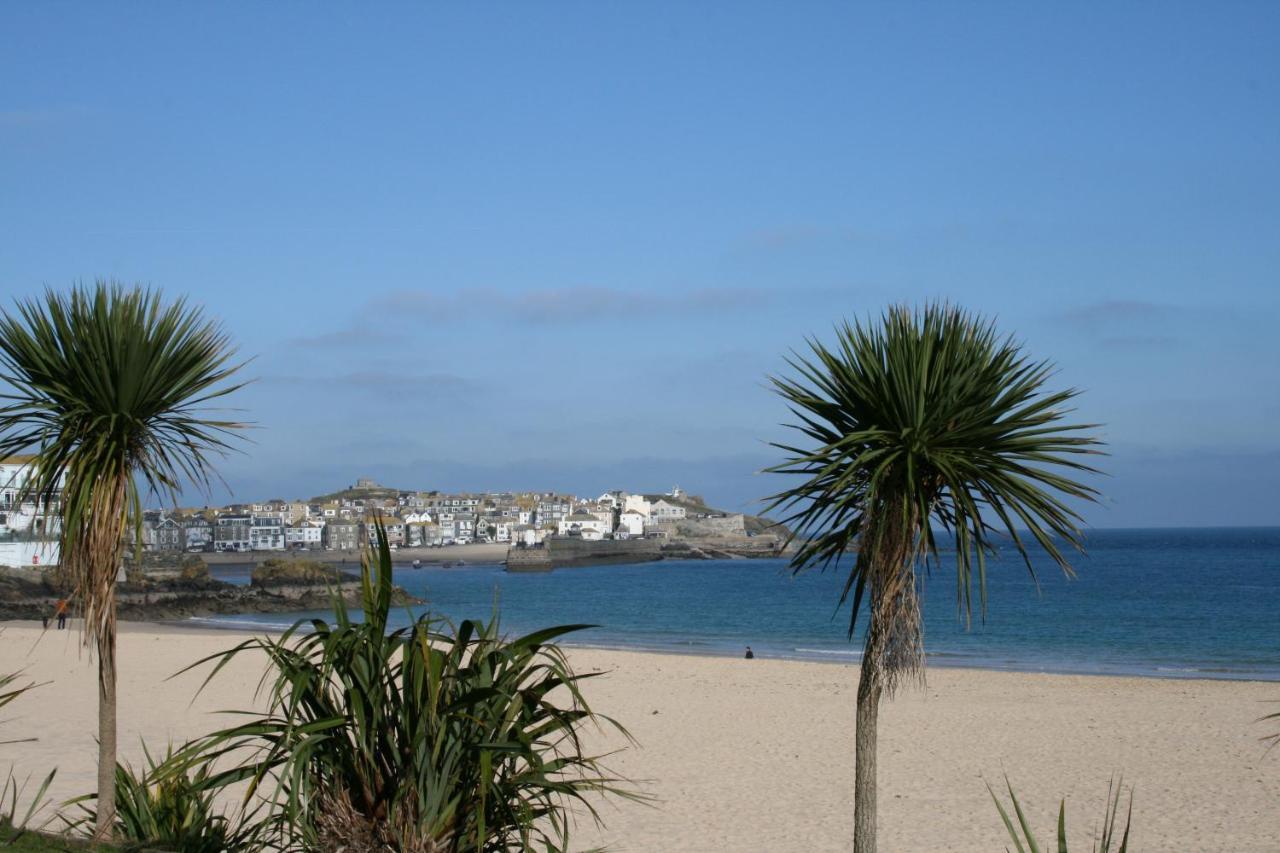 Coast St Ives